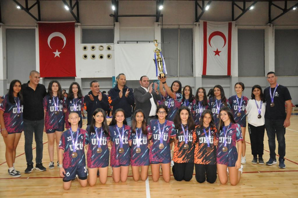 Şampiyonlar DİGEM ve YDÜ - Hentbol Haberleri